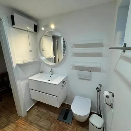 Cozy House In With Shared Pool 60 M² Nyaraló São Brás de Alportel