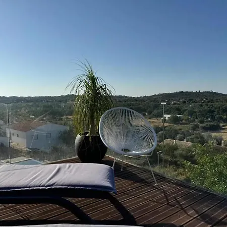 Ferienhaus Cozy House In Sao Bras De Alportel With Shared Pool 60 M² *